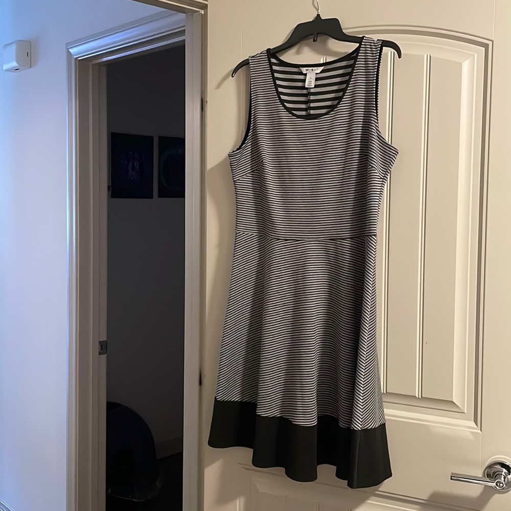 Reversible White House Black Market Dress